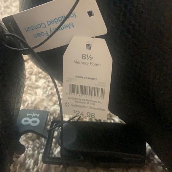 Women’s boots - Picture 3 of 6